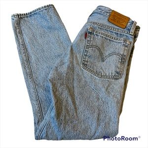 Denim Levi Jeans!